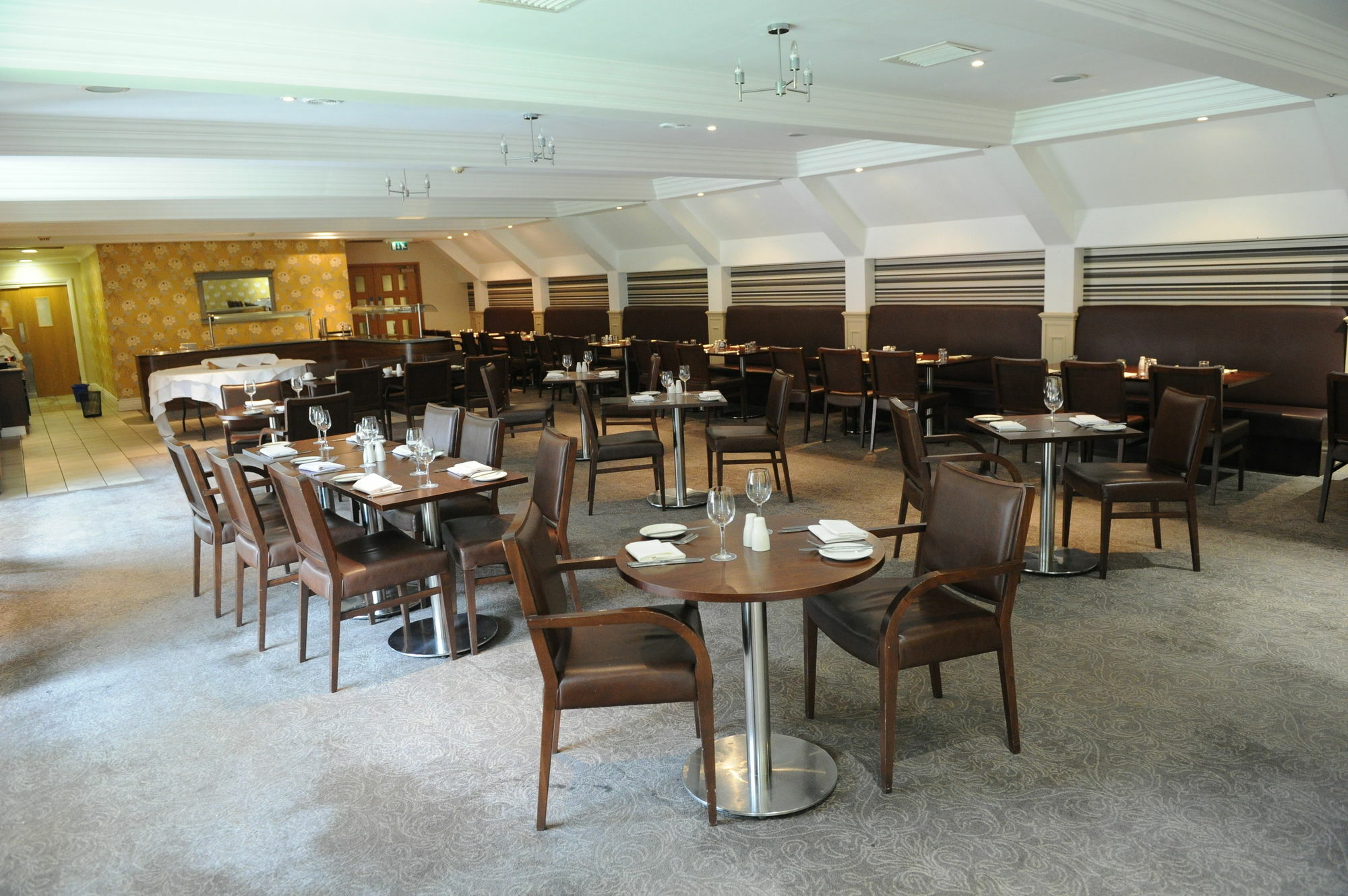 Hotel Hall Hotel; Bw Signature Collection Hellaby