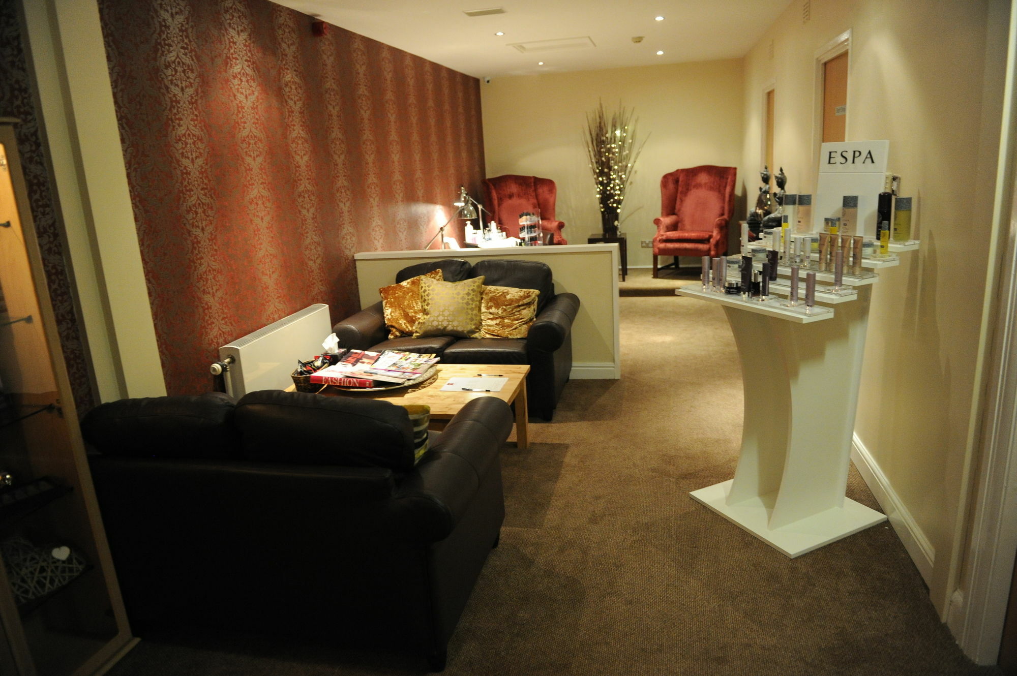 Hall Hotel; Bw Signature Collection 4* Hellaby