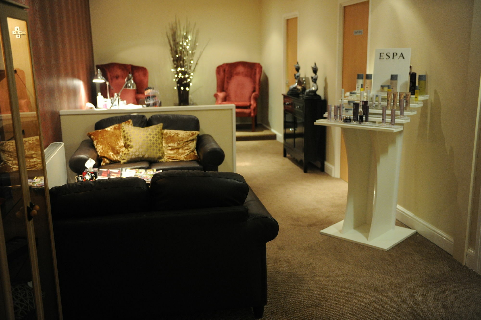 Hall Hotel; Bw Signature Collection Hotel